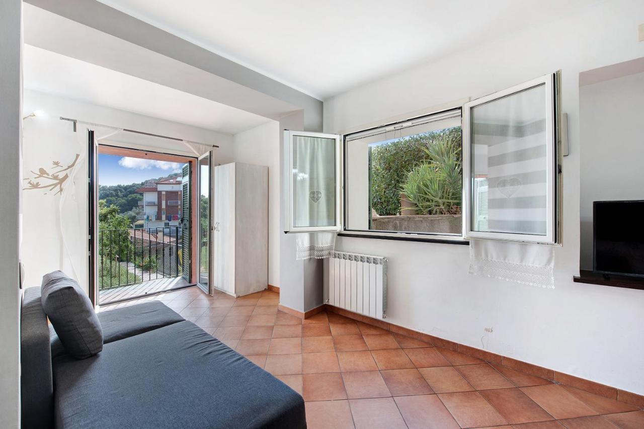 Esclusiva Terrazza Vista Porto Apartamento Varazze Exterior foto